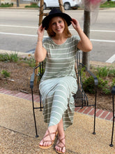 Load image into Gallery viewer, Allys Beach Maxi Dress
